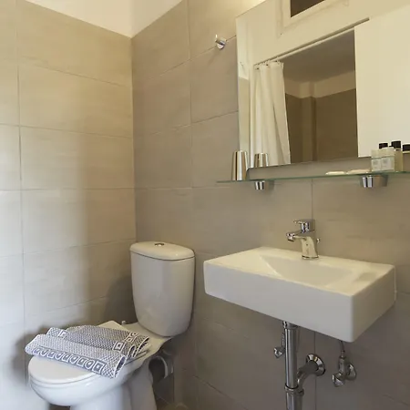 Londos 호텔 피소리바디