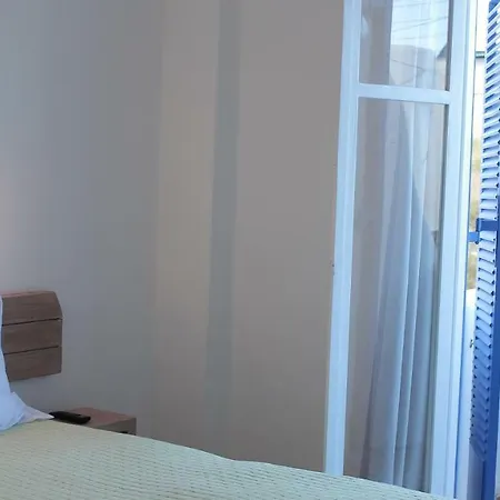 Londos Hotel 2*