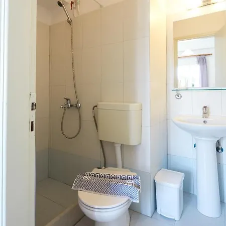 Londos Piso Livadi
