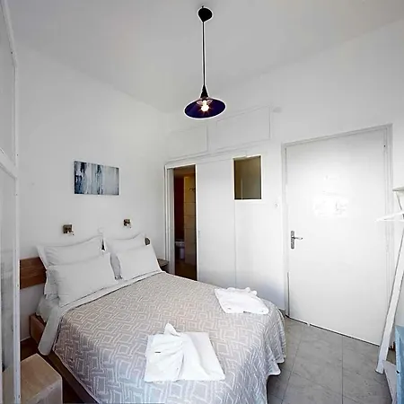 Londos Hotel 2*
