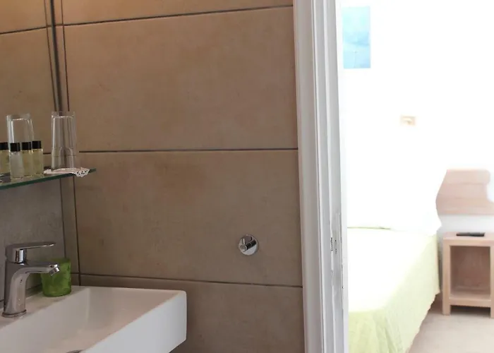 Londos 2* פיסו ליבאדי